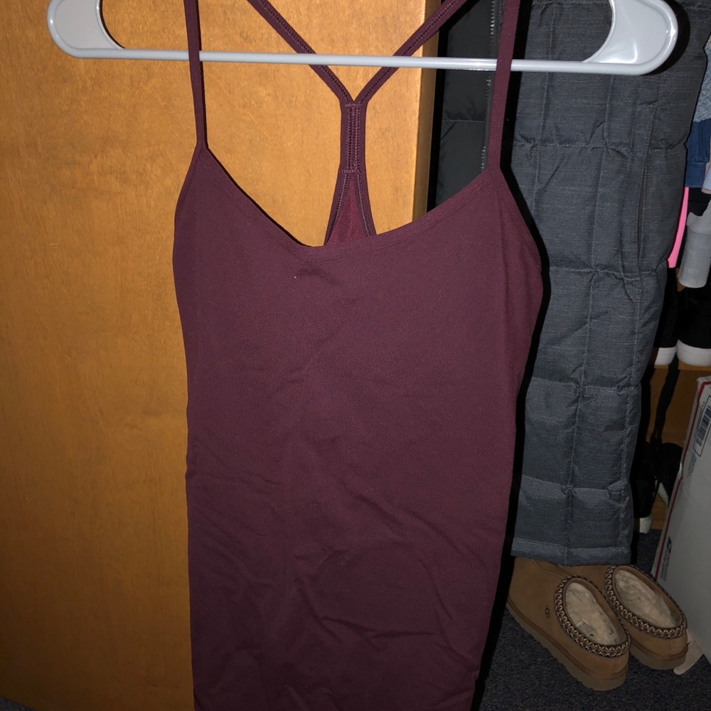 Lululemon power pose tank